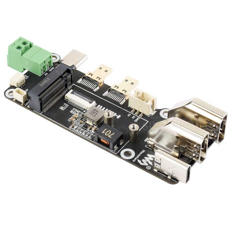 La scheda adattatore multifunz - Turing Pi 2 recensione e prezzo