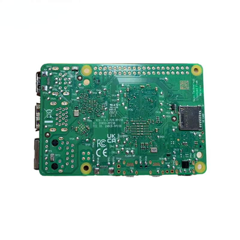 Nuovo Raspberry Pi 5 Modello 4 - Raspberry Pi 5 8Gb recensione e prezzo